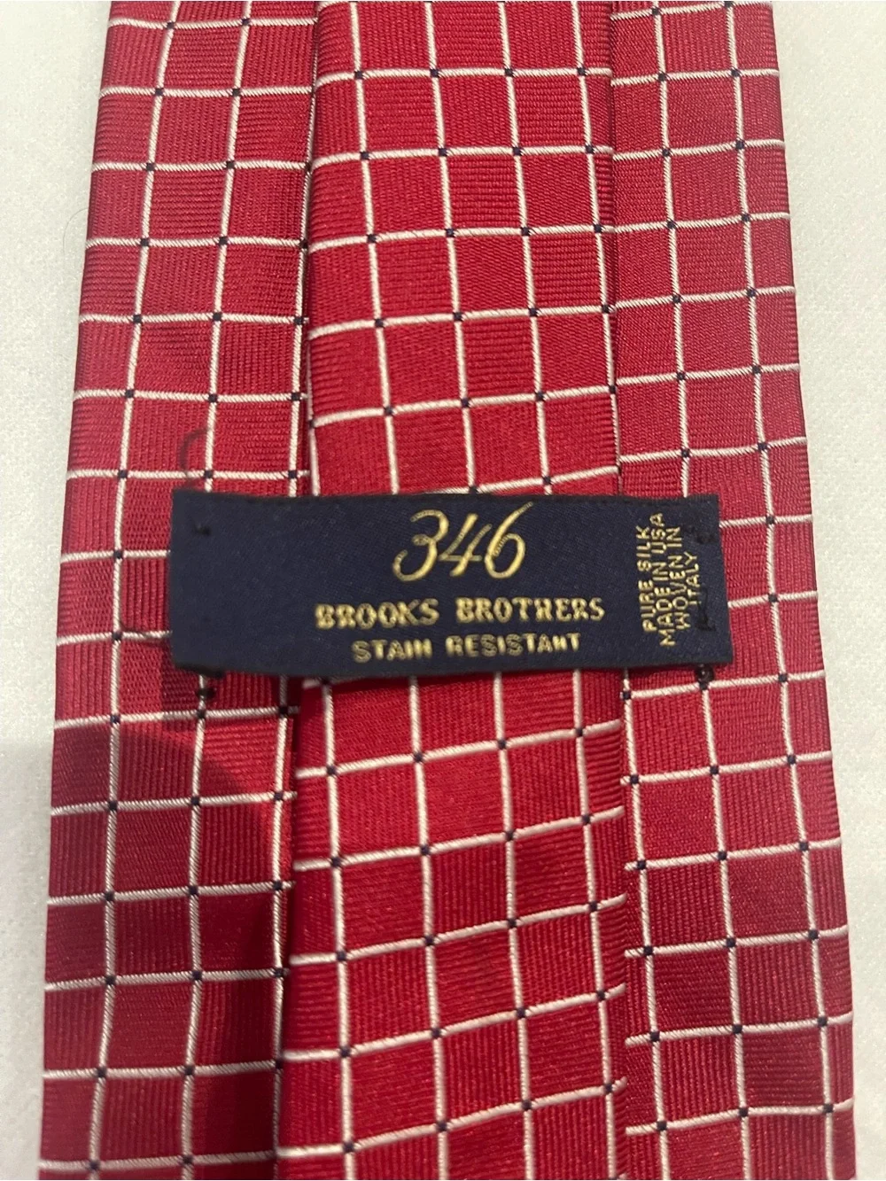 346 Brooks Brothers Red Grid-Pattern Tie - Classic Office & Event Accessory